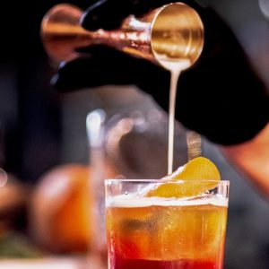 Café Klandestino, one of the best cocktail bars in Lisbon located on Intendente