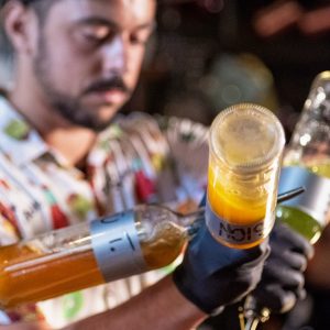 Café Klandestino, one of the best cocktail bars in Lisbon located on Intendente