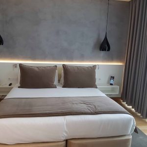 Double twin room in a 4 star hotel for company seminar or team building in Lisbon