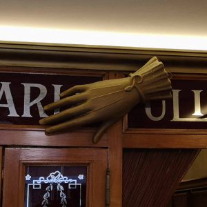 Historic Ulisses shop in Lisbon's Chiado district, offering elegant leather gloves made in Portugal