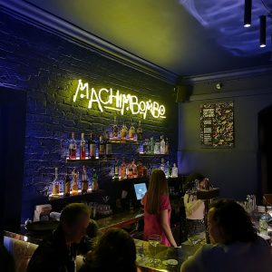 Machimbombo an excellent and festive cocktail bar in Bairro Alto