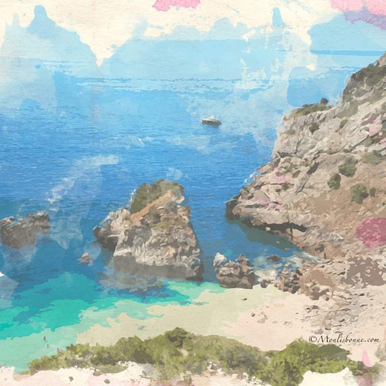 Praia secreta e isolada de Lisboa no Parque Arrabida e perto de Sesimbra