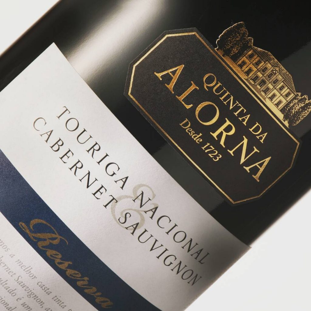 Guia de vinhos português com a Quinta da Alorna, um vinho do Tejo
