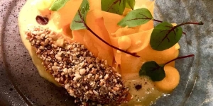 Gastronomic dish from a starred restaurant in the centre of Lisbon with natural wines