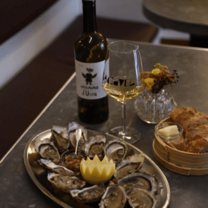 Insaciavel Lisboa Wine Tasting Bar