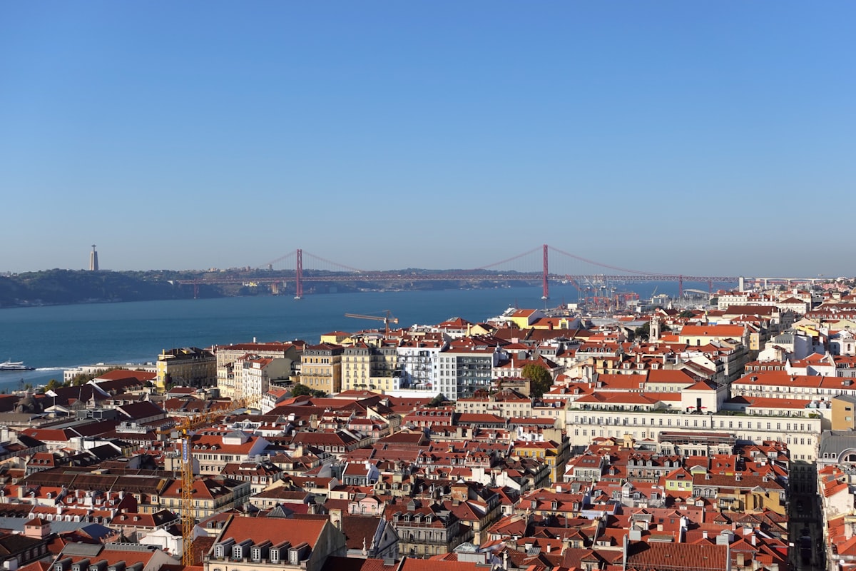 Evento de celebração vibrante em Lisboa